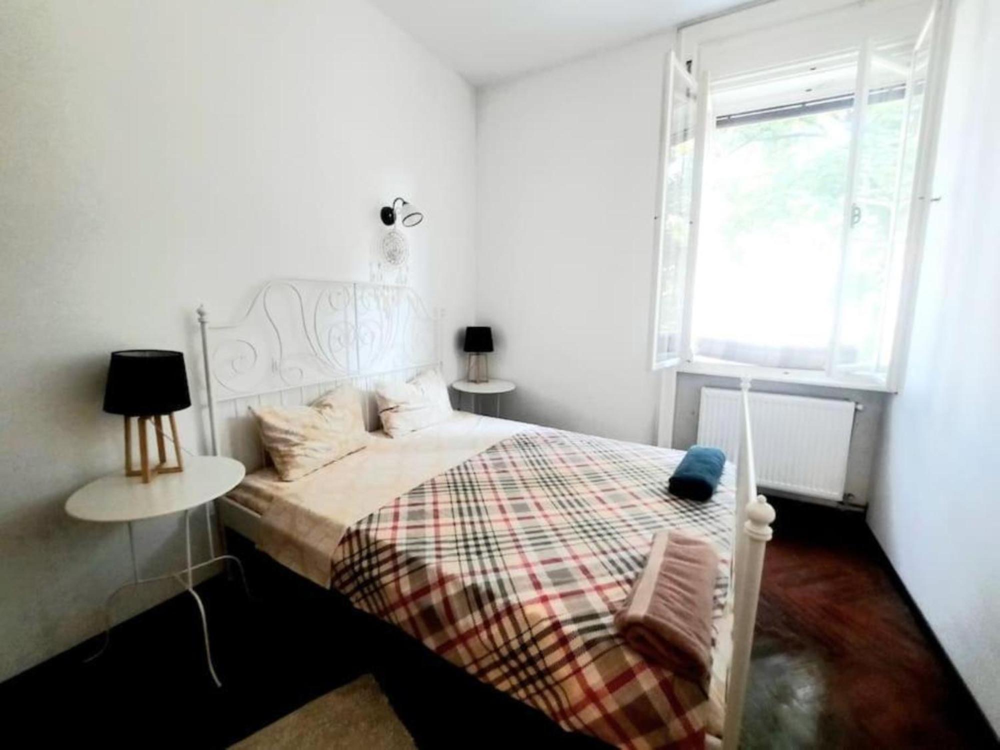 Timisoara Central 2 Bedroom Hotel Serviced Belle Vue Apart By The Park Exterior photo
